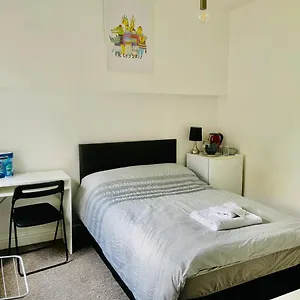 305 High Town Road Hostel