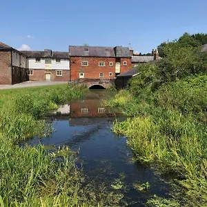 Frühstückspension Hyde Mill, Luton (Bedfordshire)