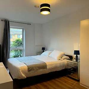 Greenwich 2 Bedroom London